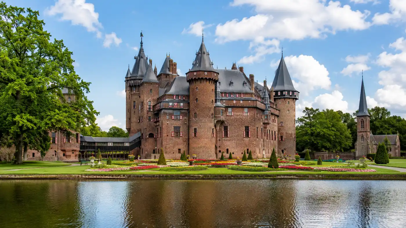 Inside Castle De Haar: Gardens & Interior